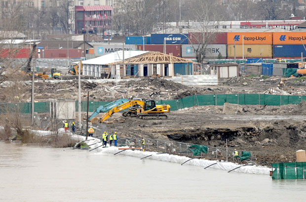 Испумпали воду из Београда на води